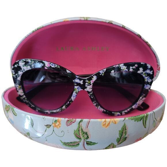 Laura Ashley Accessories - HP‎ Laura Ashley Pink Black Floral Large Sunglasses